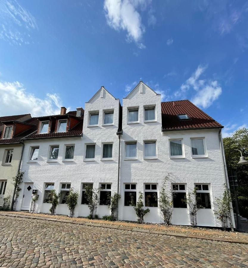 Hotel Xenia เฟลนส์บวร์ก ภายนอก รูปภาพ